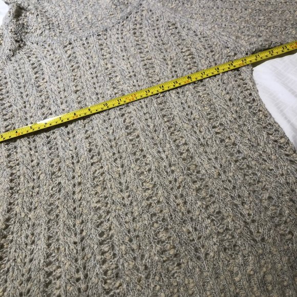 Anthropologie Sweater - Picture 7 of 9